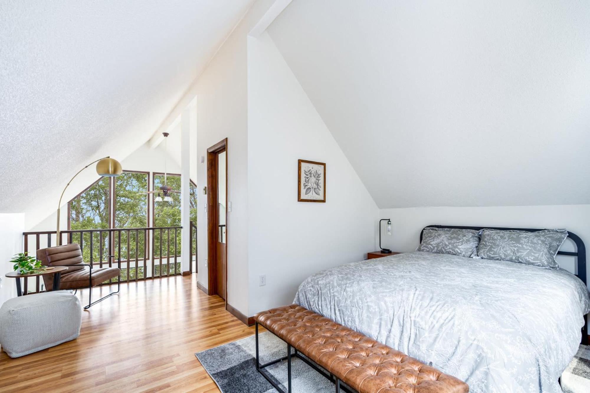 Modern Chalet W Hot Tub, Large Deck, Grill & Wifi Inwood Ngoại thất bức ảnh